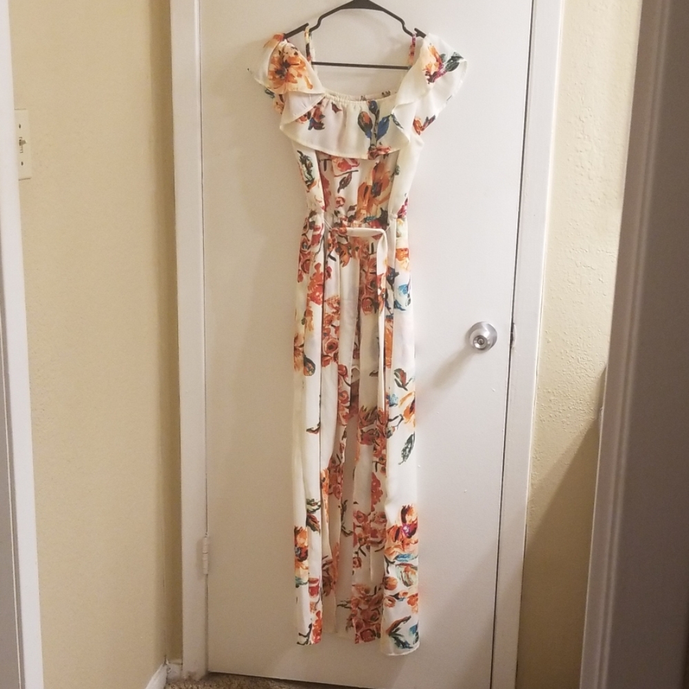 Long White Floral Romper Dress Size XS *LIKENEW*